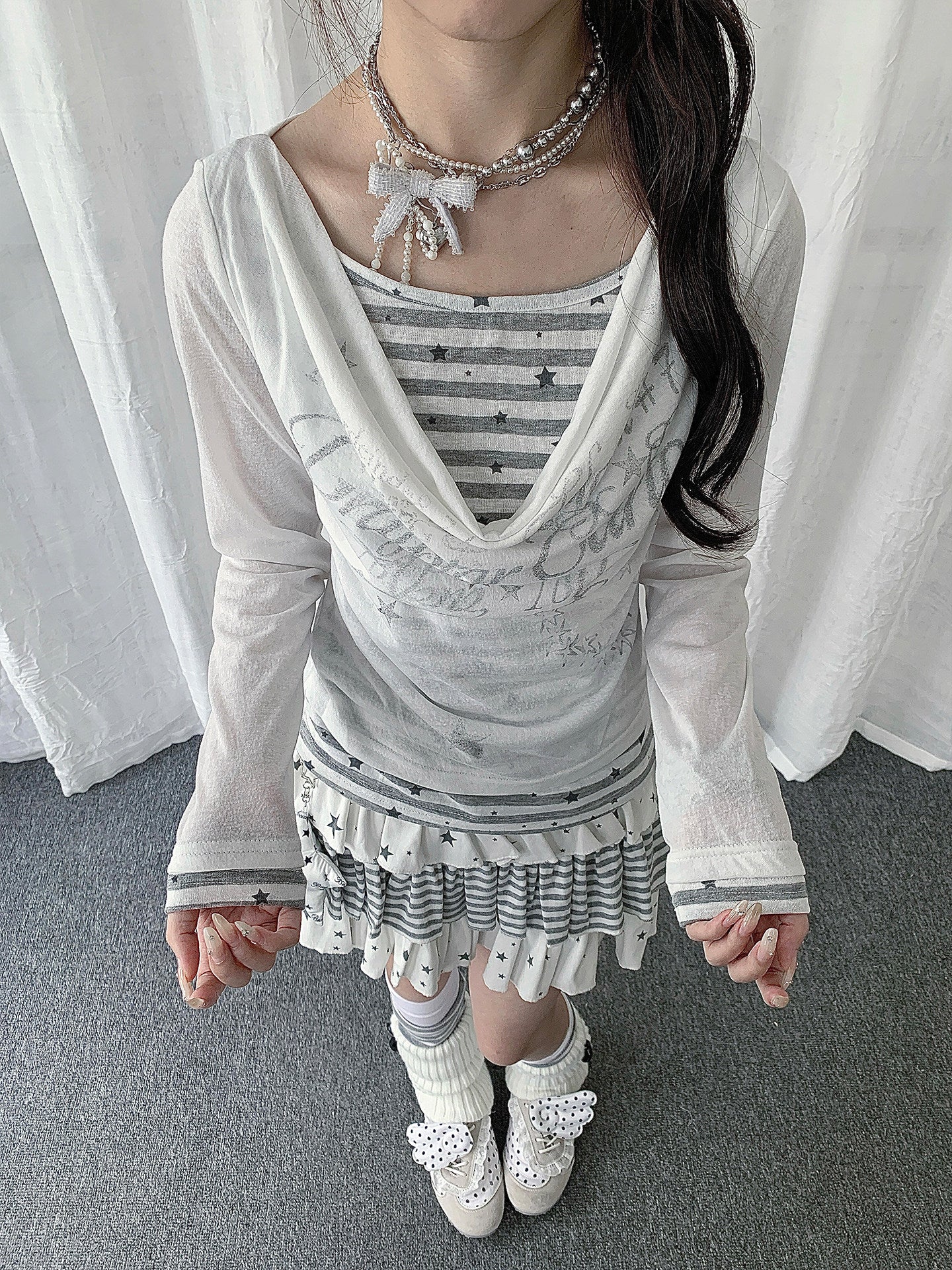 【rejio】Drape-Neck Fake-Layered Startop (Weiß / Schwarz)